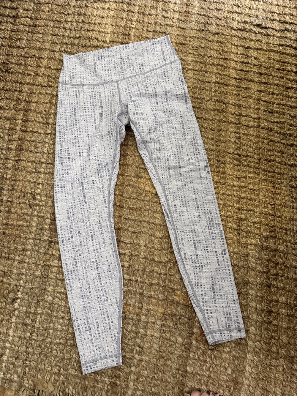 Lululemon Gray Patterned Active Leggings